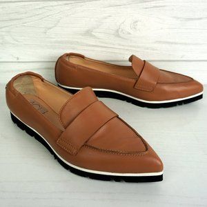 AGL Pointed Toe Loafer Tan Taupe Leather size 39 US 9 Attilio Giusti Leombruni